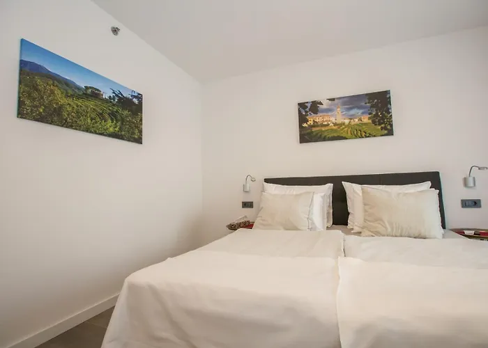 Διαμέρισμα Girasole Premium *